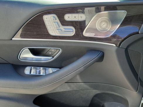 Used 2023 Mercedes-Benz GLS 450 4MATIC image 21