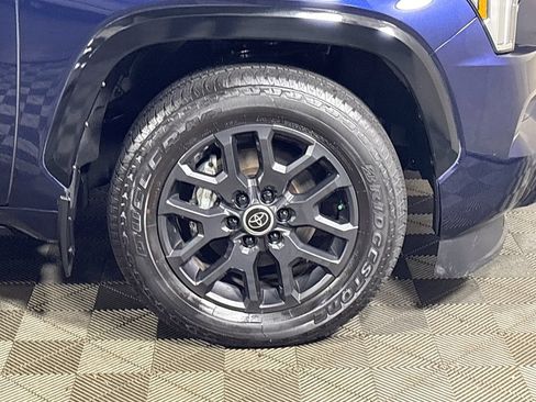 Used 2024 Toyota Sequoia Platinum AWD/4WD image 24