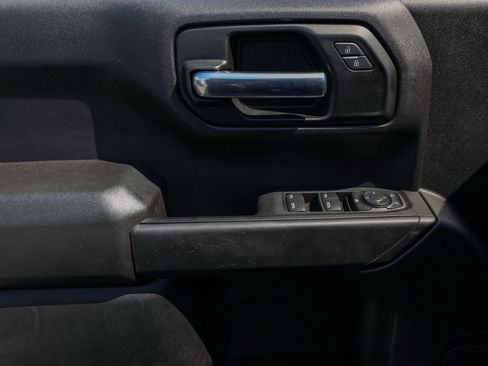 Used 2025 Chevrolet Silverado 1500 Custom Trail Boss AWD/4WD image 23