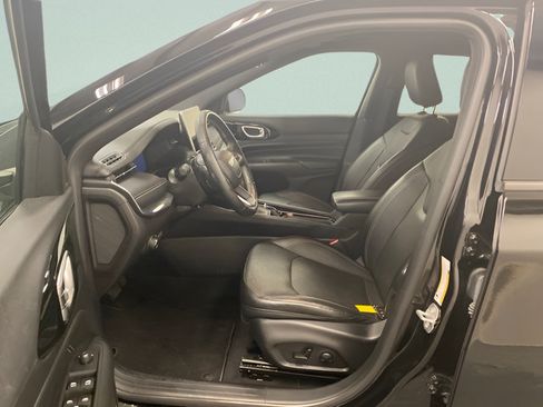 Used 2022 Jeep Compass High Altitude AWD/4WD image 8