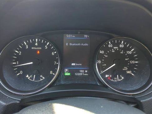 Used 2019 Nissan Rogue SV AWD/4WD image 12