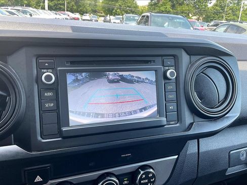 Used 2019 Toyota Tacoma SR w/ SX Package AWD/4WD image 28