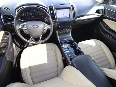 Certified 2019 Ford Edge SEL w/ Equipment Group 201A image 8