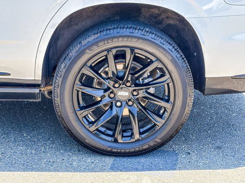 Certified 2023 Cadillac Escalade Sport w/ LPO, ONYX Package AWD/4WD image 9