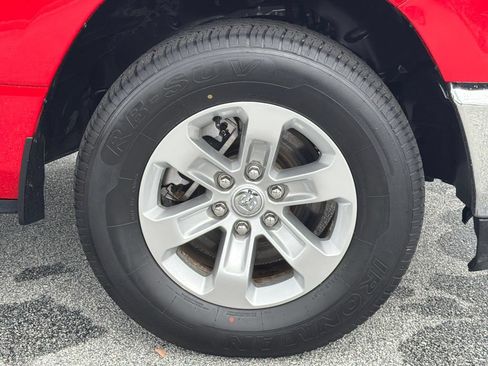 Used 2024 RAM 1500 Laramie RWD image 12