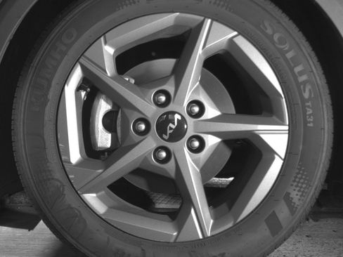 Used 2025 Kia K4 FWD image 12