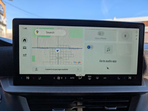 Used 2025 Ford Explorer ST image 17