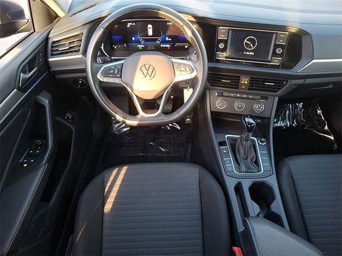 Used 2024 Volkswagen Jetta S image 13