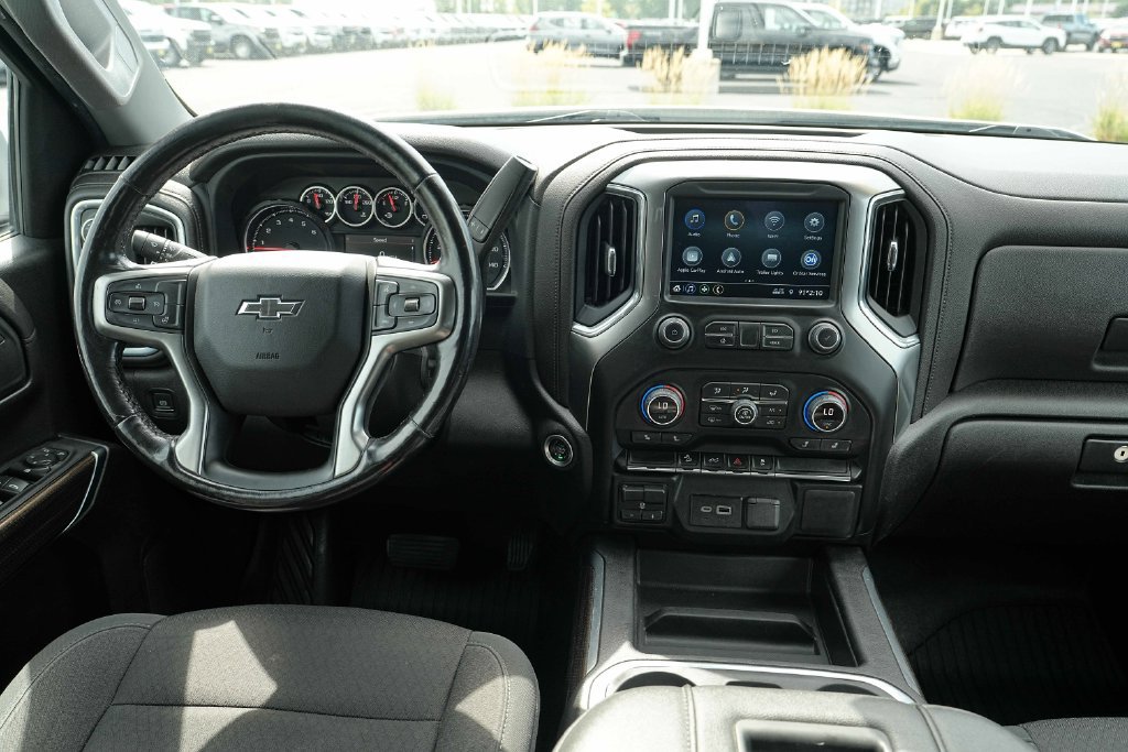 Used 2021 Chevrolet Silverado 1500 LT Trail Boss w/ Bed Protection Package AWD/4WD image 32