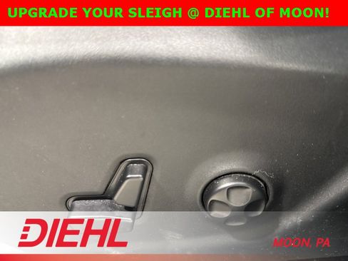 Used 2019 Jeep Cherokee Latitude Plus w/ Cold Weather Group image 16