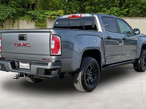Used 2022 GMC Canyon AT4 image 5