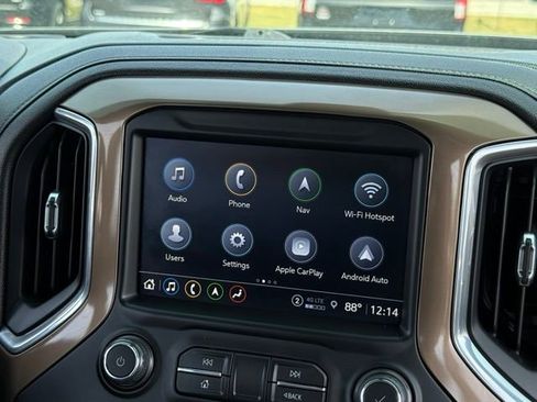 Used 2021 Chevrolet Silverado 1500 High Country AWD/4WD image 28