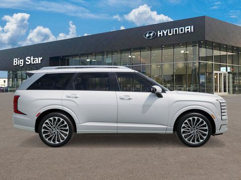 New 2027 Hyundai Palisade Calligraphy FWD image 7