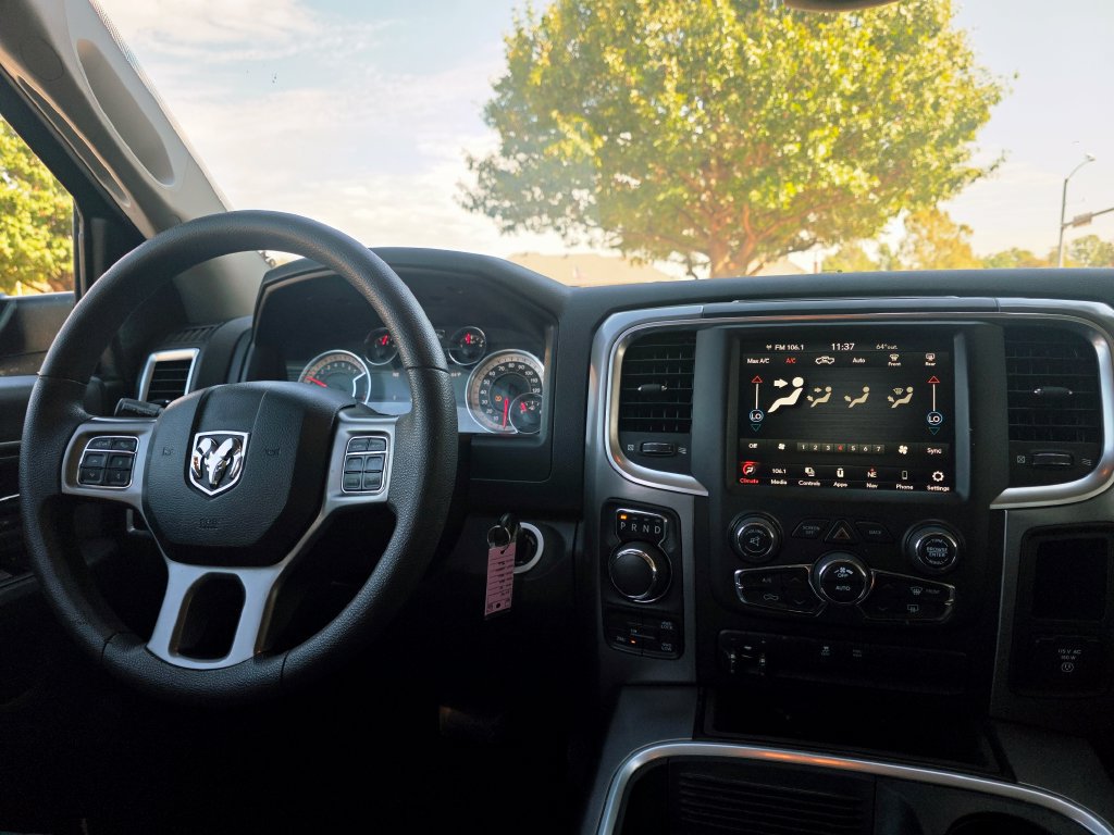 Used 2023 RAM 1500 Classic SLT w/ Trailer & Traction Group AWD/4WD image 35