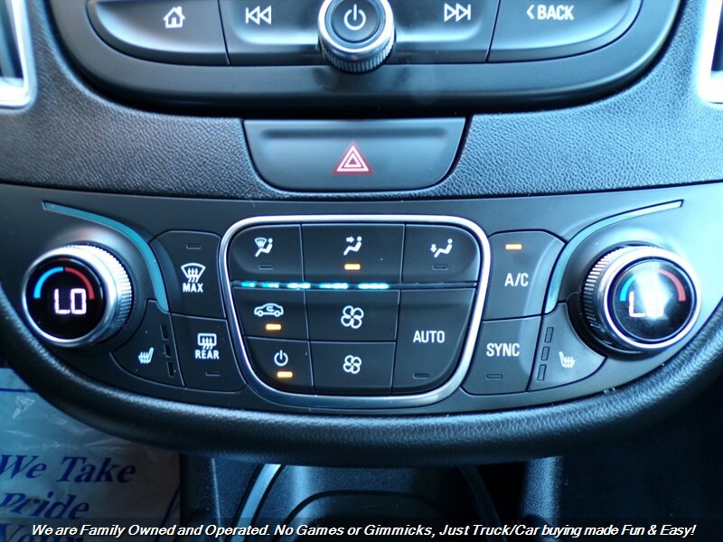 Used 2019 Chevrolet Malibu LT w/ Leather Package FWD image 39