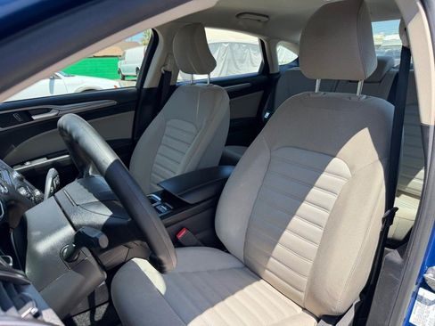 Used 2017 Ford Fusion S FWD image 17