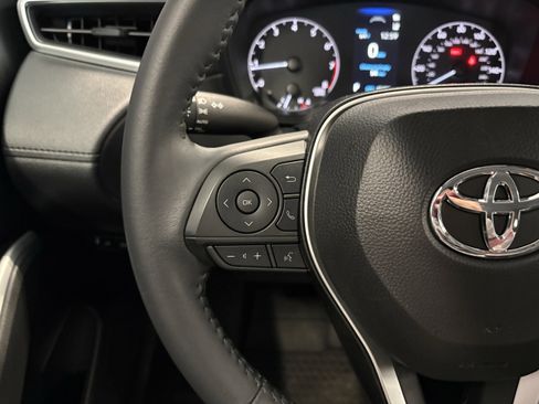 Certified 2024 Toyota Corolla Cross LE image 22