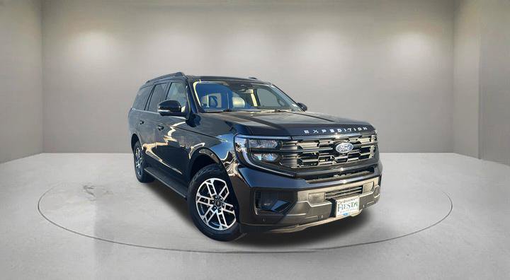 Certified 2025 Ford Expedition Active AWD/4WD image 1