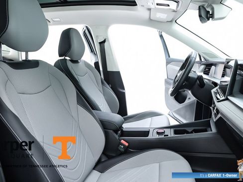 Used 2025 Volkswagen Tiguan SE w/ Panoramic Sunroof Package AWD/4WD image 75