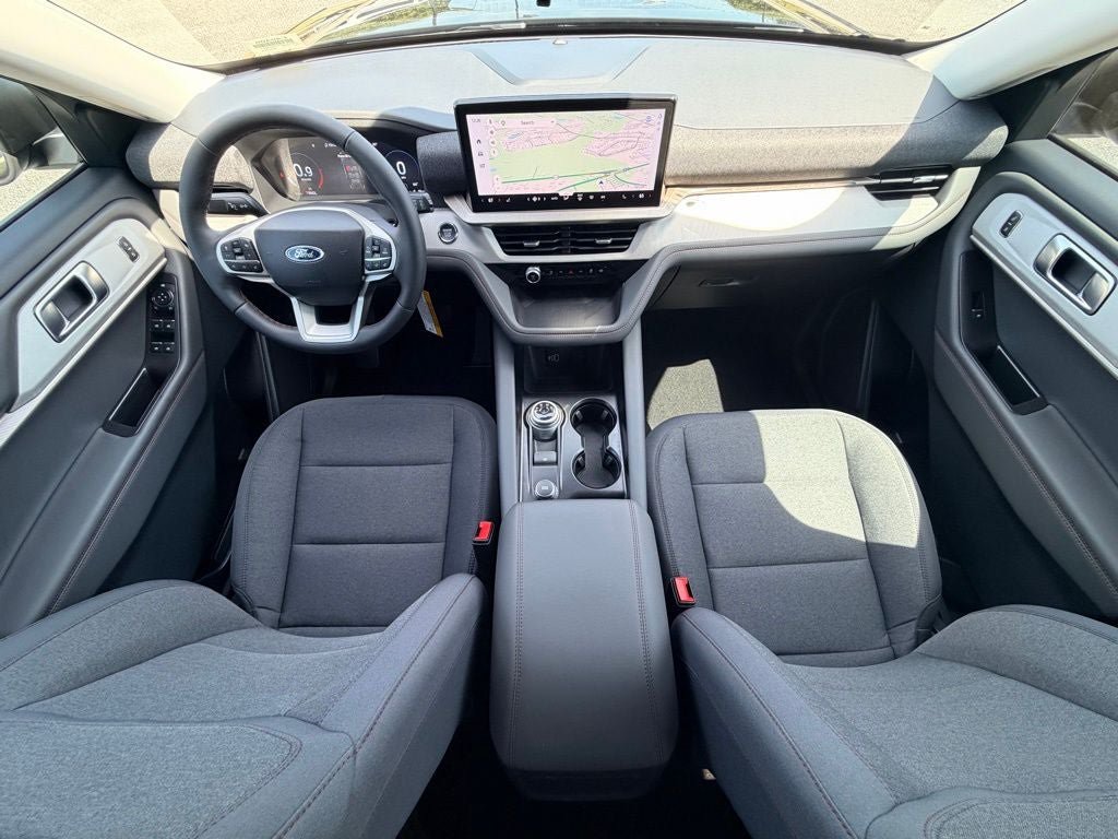 New 2026 Ford Explorer Active RWD image 16
