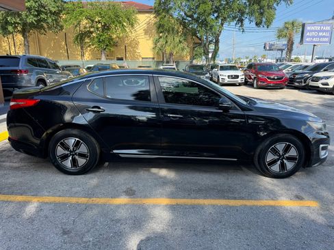 Used 2013 Kia Optima LX w/ Hybrid Convenience Pkg FWD image 4
