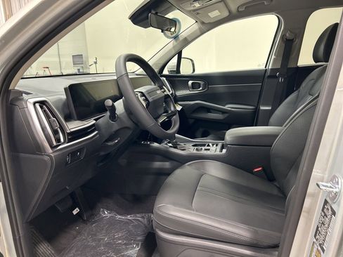 New 2026 Kia Sorento S image 9
