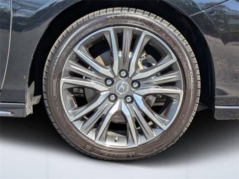 Used 2018 Acura RLX Sport Hybrid w/ Advance Pkg image 10