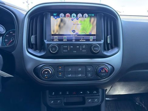 Used 2018 Chevrolet Colorado ZR2 w/ ZR2 Dusk Special Edition AWD/4WD image 23