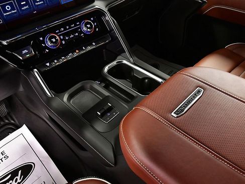 Used 2024 GMC Sierra 3500 Denali Ultimate image 24