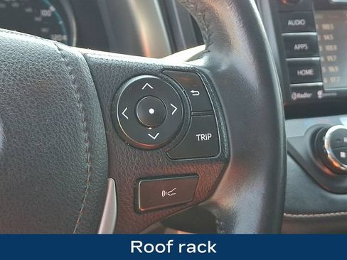 Used 2017 Toyota RAV4 XLE AWD/4WD image 8