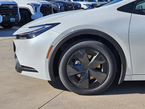 New 2026 Toyota Prius SE image 6