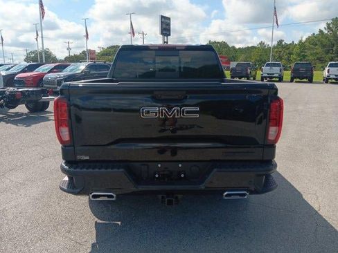 New 2026 GMC Sierra 1500 Elevation w/ Elevation Premium Package AWD/4WD image 4