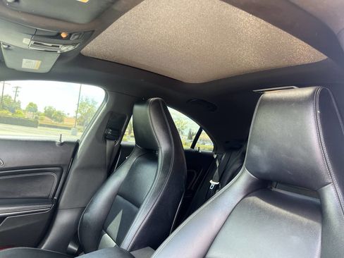 Used 2019 Mercedes-Benz CLA 250 image 27