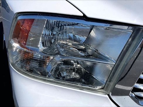Used 2018 RAM 1500 Big Horn AWD/4WD image 27