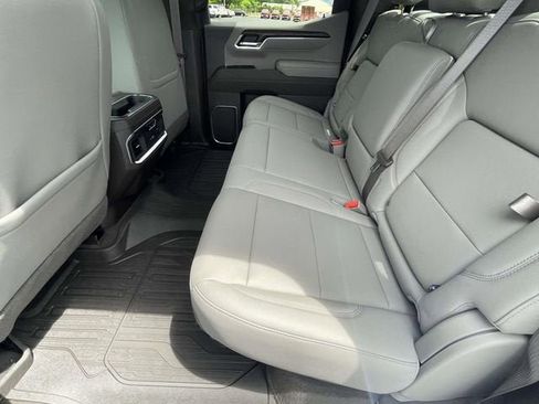 New 2026 GMC Sierra 1500 SLT w/ SLT Premium Plus Package AWD/4WD image 9