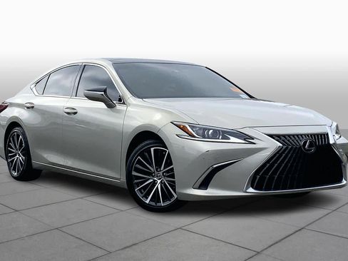 Used 2023 Lexus ES 350 w/ Premium Package image 2