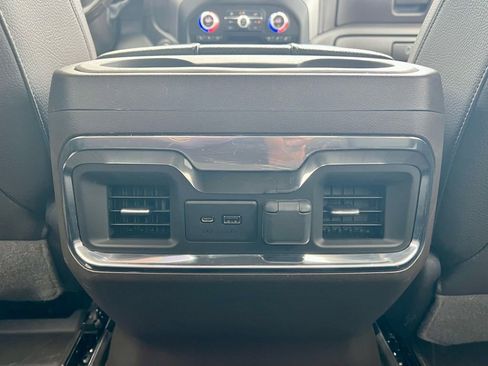 Used 2022 GMC Sierra 1500 Denali w/ Denali Premium Package image 20