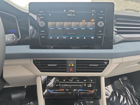 New 2026 Volkswagen Jetta SE image 19