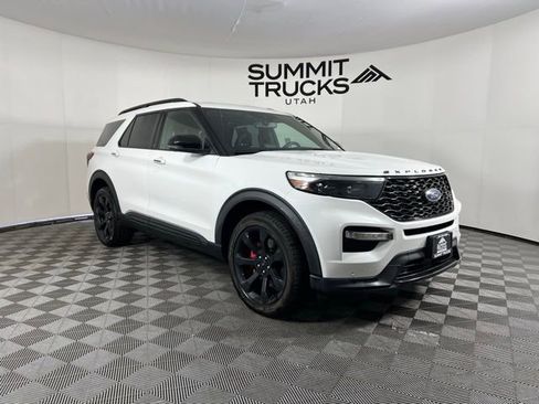 Used 2022 Ford Explorer ST w/ Equipment Group 401A AWD/4WD image 2