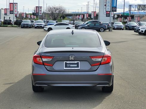Certified 2018 Honda Accord EX-L image 6
