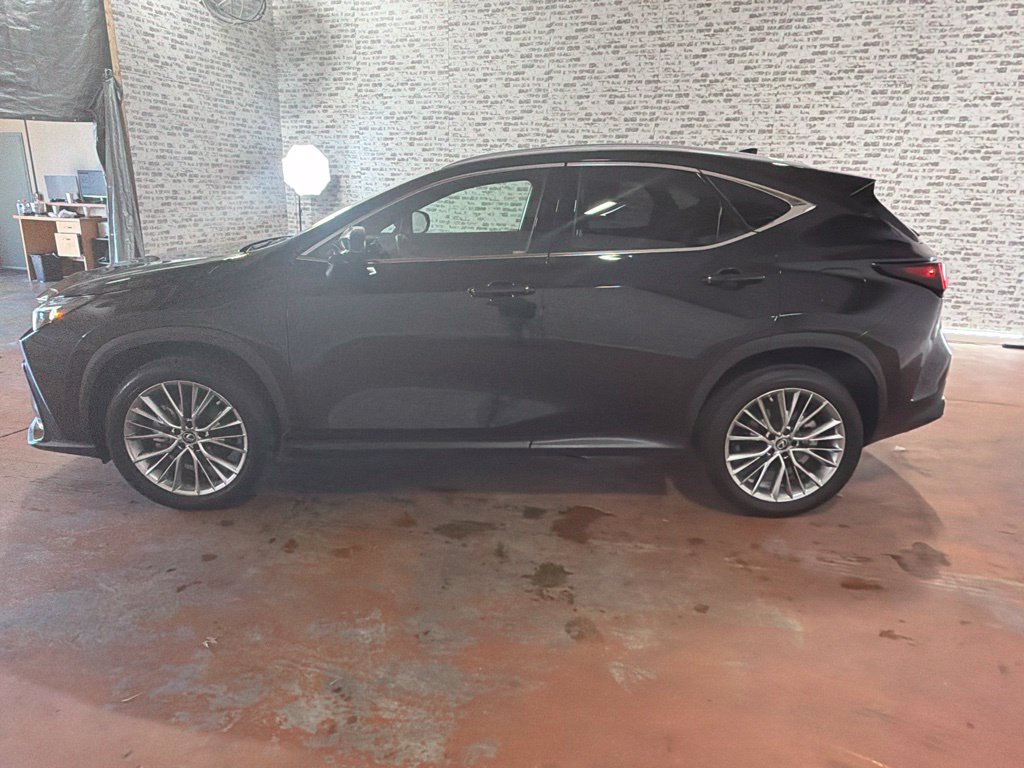 Used 2023 Lexus NX 350 AWD w/ Vision Package image 4