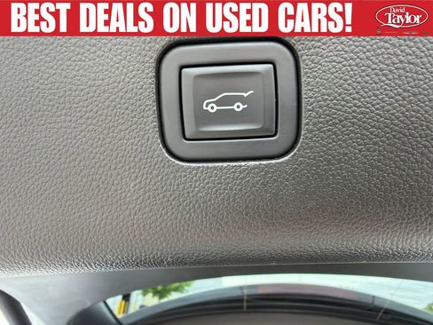 Used 2023 Buick Enclave Essence FWD image 39