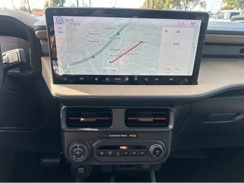 New 2025 Ford Maverick Lariat w/ 4K Tow Package image 19