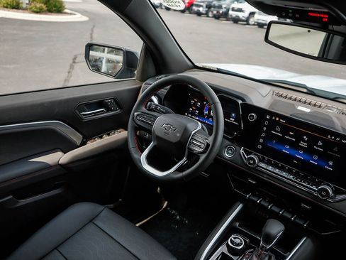 New 2026 Chevrolet Colorado Z71 w/ Technology Package image 12