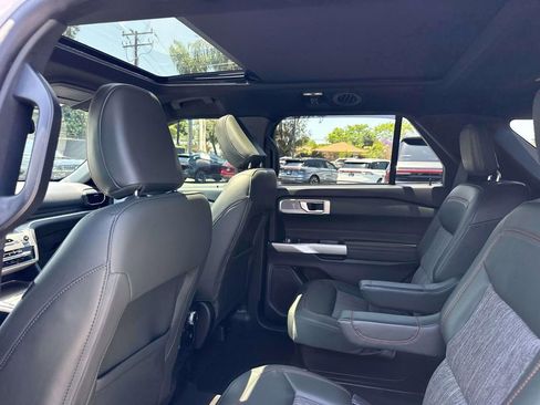 Used 2023 Ford Explorer Timberline w/ Timberline Technology Package AWD/4WD image 14