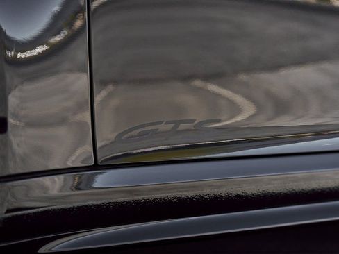 Used 2022 Porsche 911 Carrera 4 GTS w/ Premium Package AWD/4WD image 8