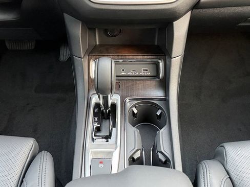 New 2026 Subaru Ascent Touring w/ Popular Package #2 image 18