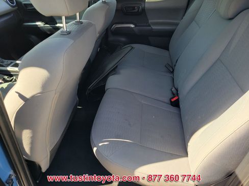 Used 2019 Toyota Tacoma SR5 RWD image 11