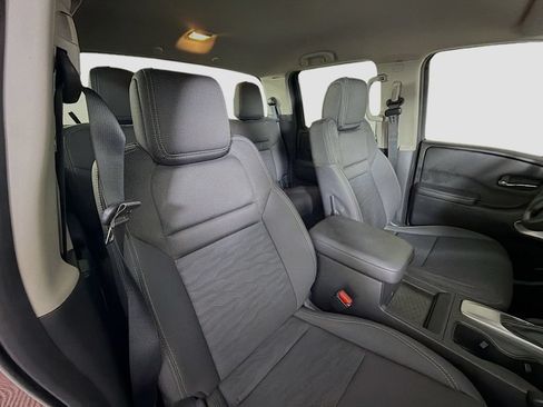 Used 2023 Nissan Frontier SV w/ Technology Package RWD image 28