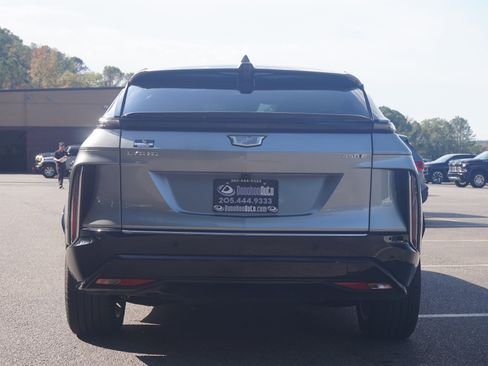 Used 2024 Cadillac Lyriq Tech image 8